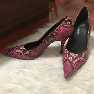 Vintage pink python snakeskin Stuart Weitzman heel